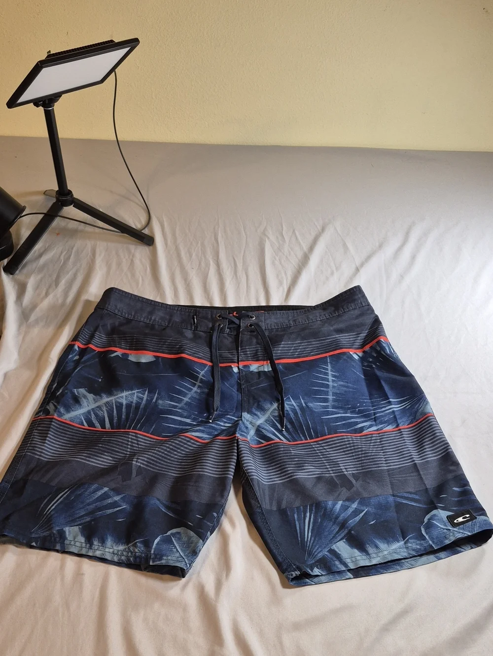 Men's Navy Palm-Print Swim Trunks with Red Accent Size 36